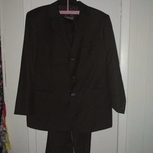 Gorgeous FERRETI UOMO Black 100% Wool Suit 46 Chest, 40R Pant.